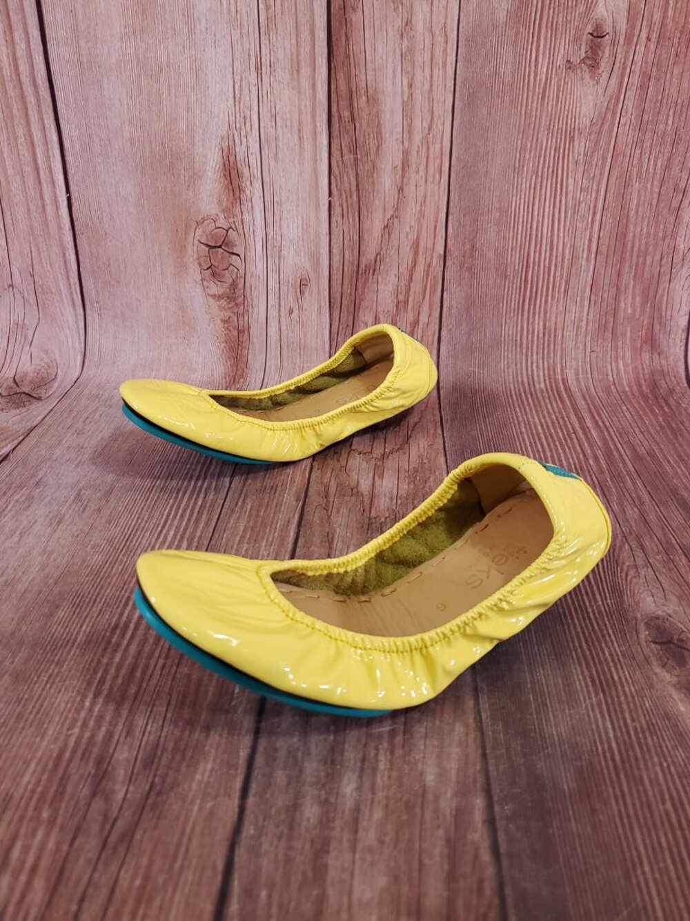 *FLAWS* Tieks Ballet Flats Size 6 Lemon Patent Leather Foldable Shoes Yellow